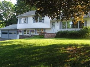 3 Alan Ave, Danbury, CT 06811