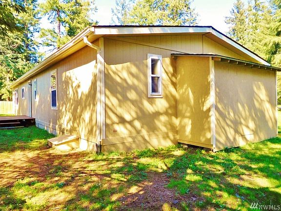 4th image of 15437 Westshore Dr SE