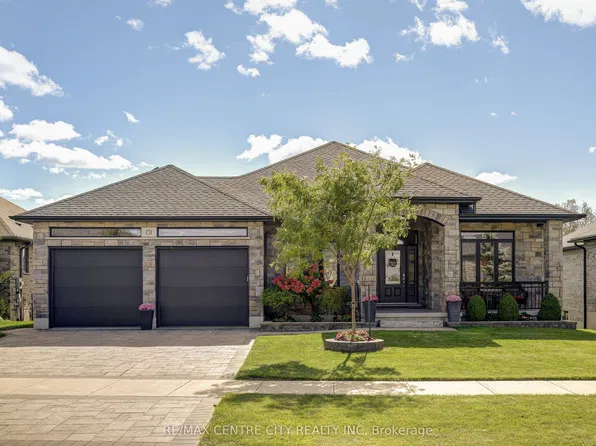 151 Robin Ridge Dr, Central Elgin, ON N0L 1B0