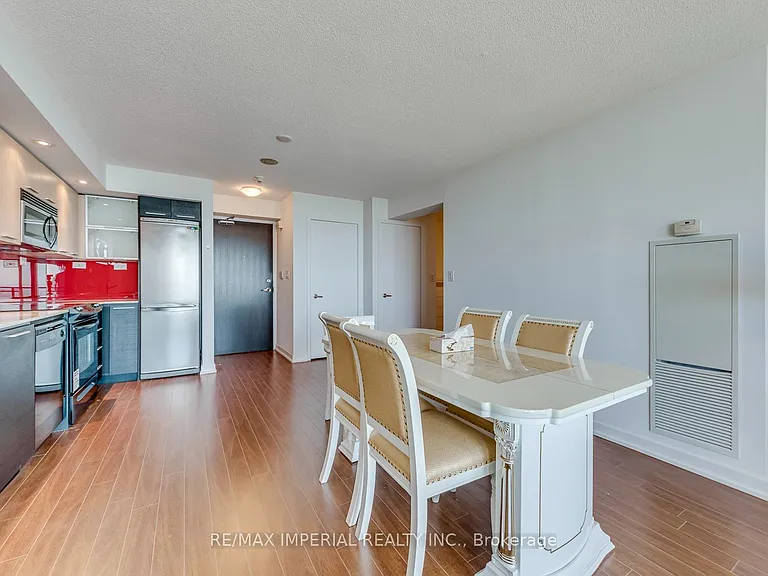 25 Capreol Ct #2510 — Photo 12