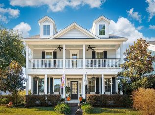 216 Foxbank Plantation Blvd, Moncks Corner, SC 29461