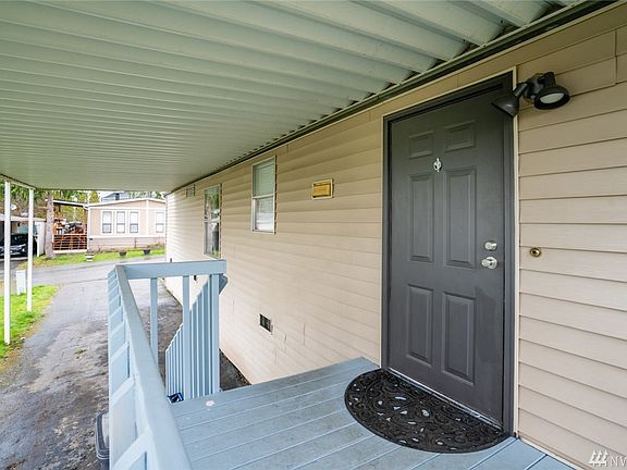 2nd image of 28000 NE 142nd Pl Spc 34