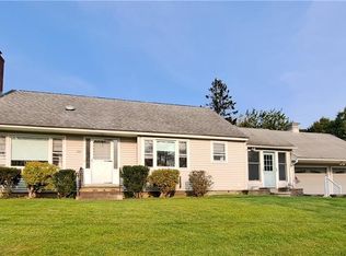121 Whitewood Rd, Torrington, CT 06790