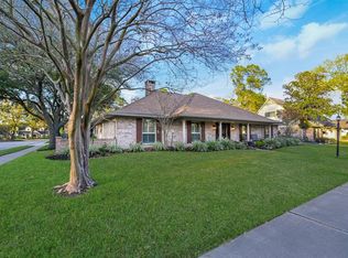 938 Chantilly Ln, Houston, TX 77018