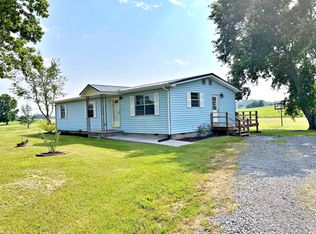 146 Cagle St, Englewood, TN 37329