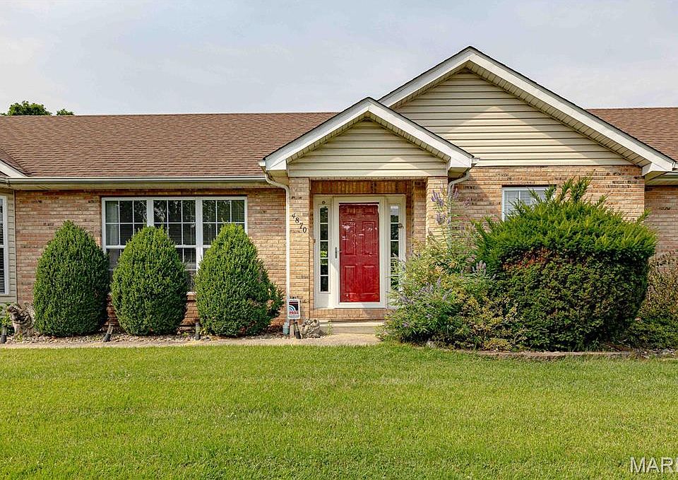 1st image of 4870 Country Club Dr