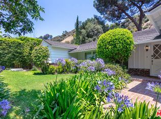 1876 Roscomare Rd, Los Angeles, CA 90077