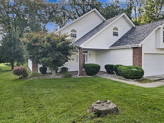 3rd image of 111 Matthew Ave