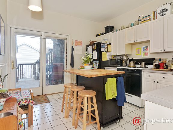 Kitchen Unit 1