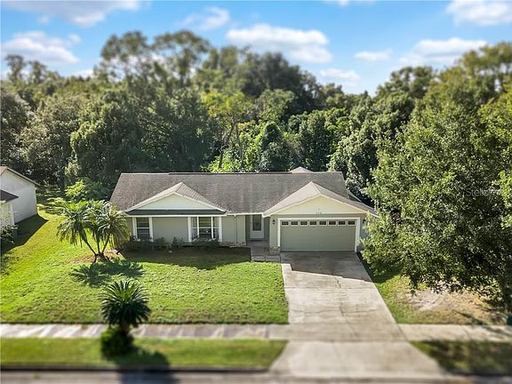 4th image of 958 Whisler Ct