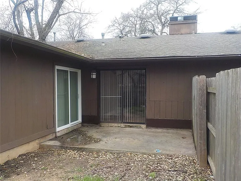 11713 Argonne Forest Trl #B — Photo 18