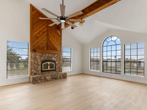 265 County Road 209, Sargent, TX 77414