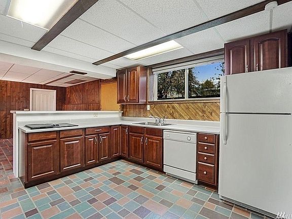 3rd image of 14024 89th Ave NE