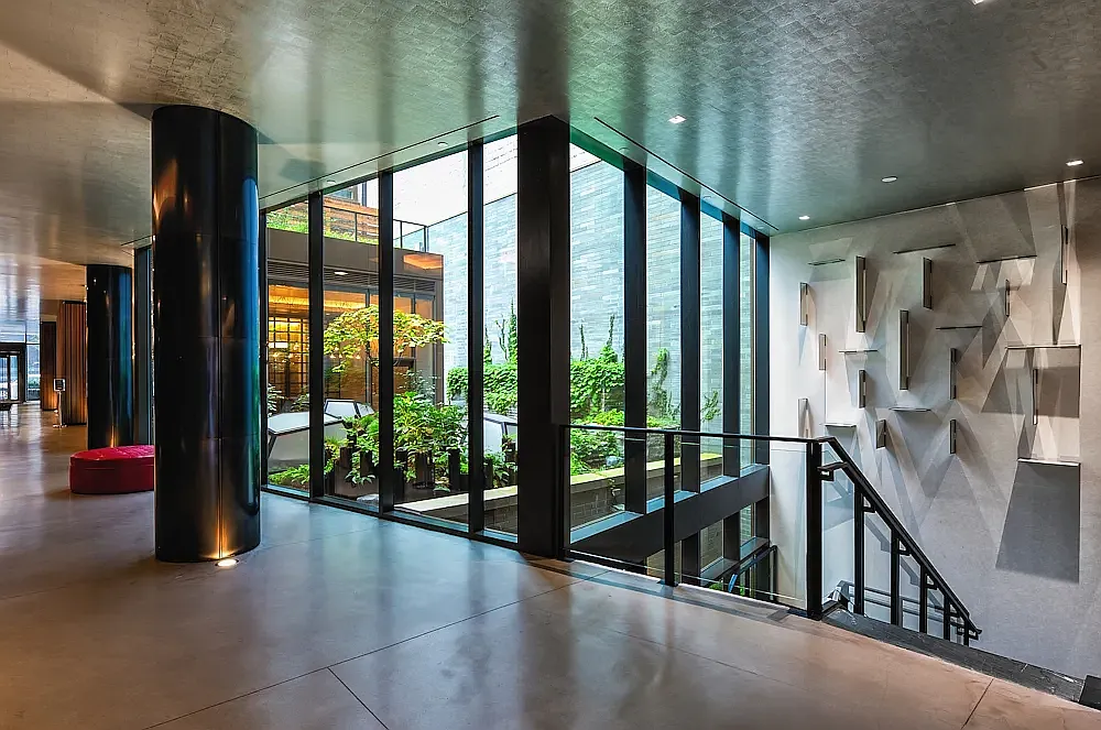 525 West 52nd Street — Photo 3