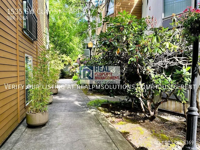 1535 SW Clay St #217 — Photo 43