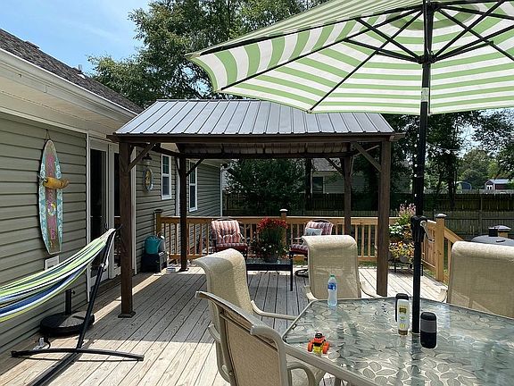 Back deck with gazebo 