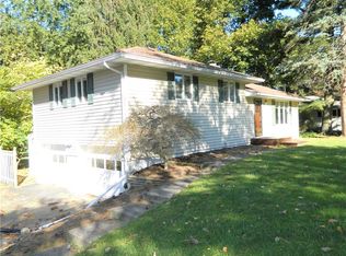 297 Kreag Rd, Pittsford, NY 14534