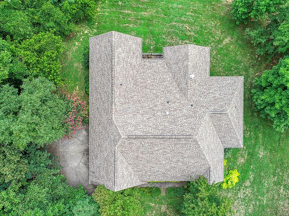 5th image of 136 Spindletop Dr