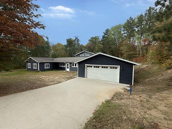 5th image of 38465 Blueberry View Dr