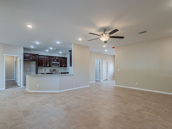 3rd image of 261 W Paseo Del Chino