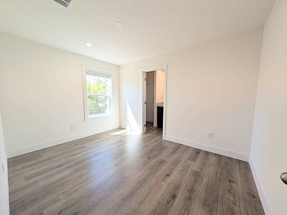 4th image of 400 Sulphur Bank Dr Spc 64