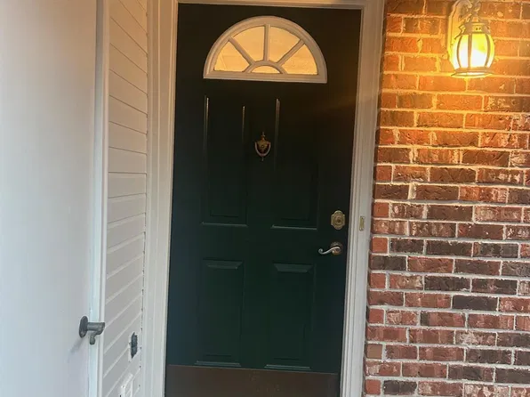 4372 Stumberg Ln #27, Baton Rouge, LA 70816