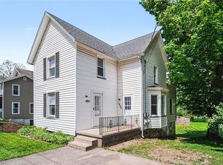 1897 Ridge Rd, Ontario, NY 14519