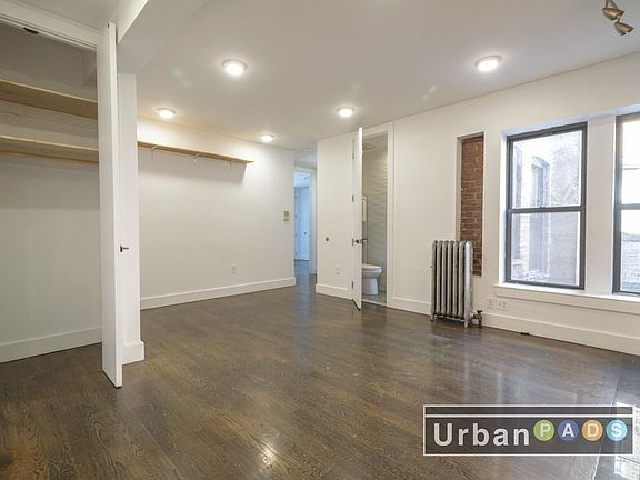 5th image of 125 Sterling St APT 2