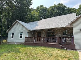 5435 Snow Den Trl, Columbiaville, MI 48421