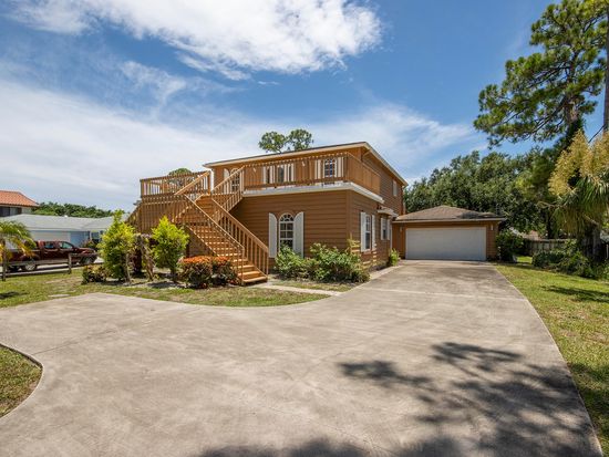5176 Palm Way N, Lake Worth, FL 33463