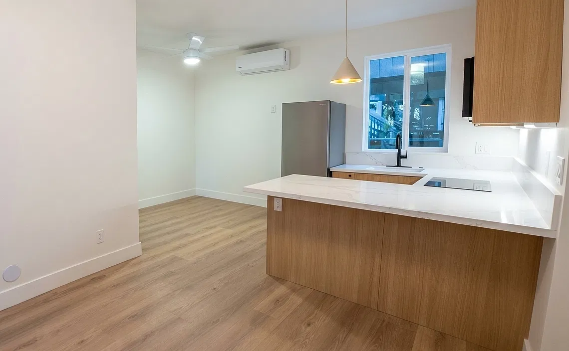 1337 Gregory St — Photo 2