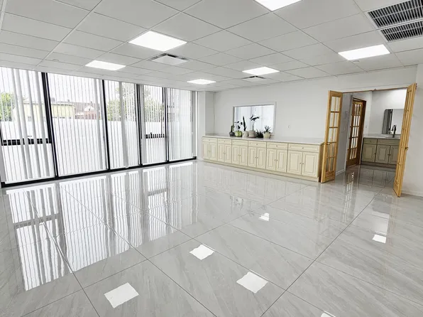 4415 College Point Blvd, Flushing, NY