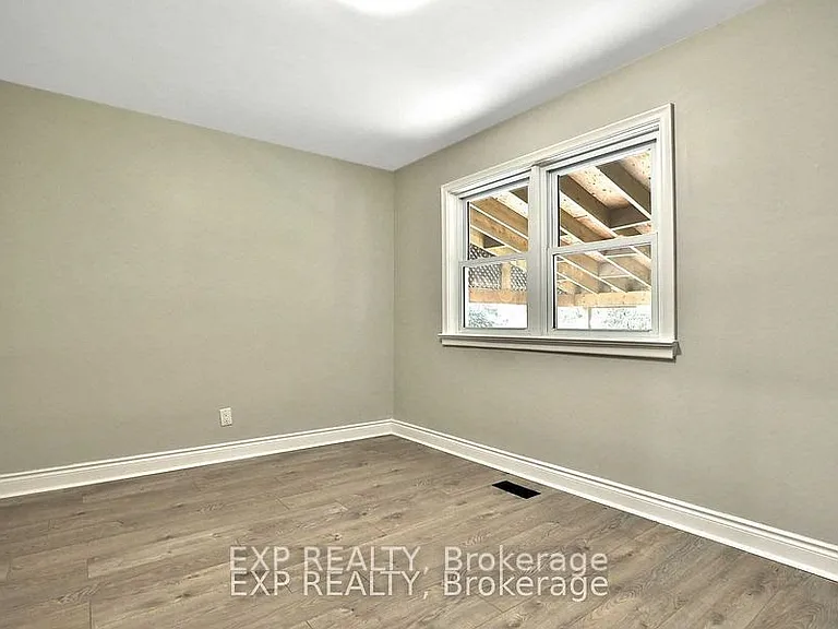 778 Drury Ln — Photo 9