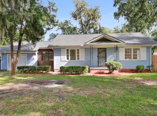 102 Hampstead Ave, Savannah, GA 31405