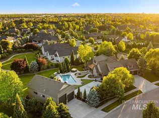 2817 W Chartwell Dr, Eagle, ID 83616