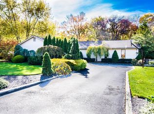 9 Kenneth Dr, Ocean, NJ 07712