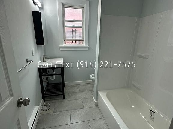 5th image of 401 S 7th Ave #2F