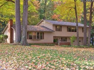 5860 Dorrwood Dr, Mentor, OH 44060