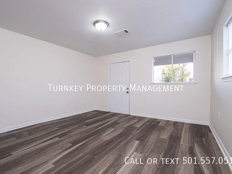 1626 Brown St #A — Photo 12