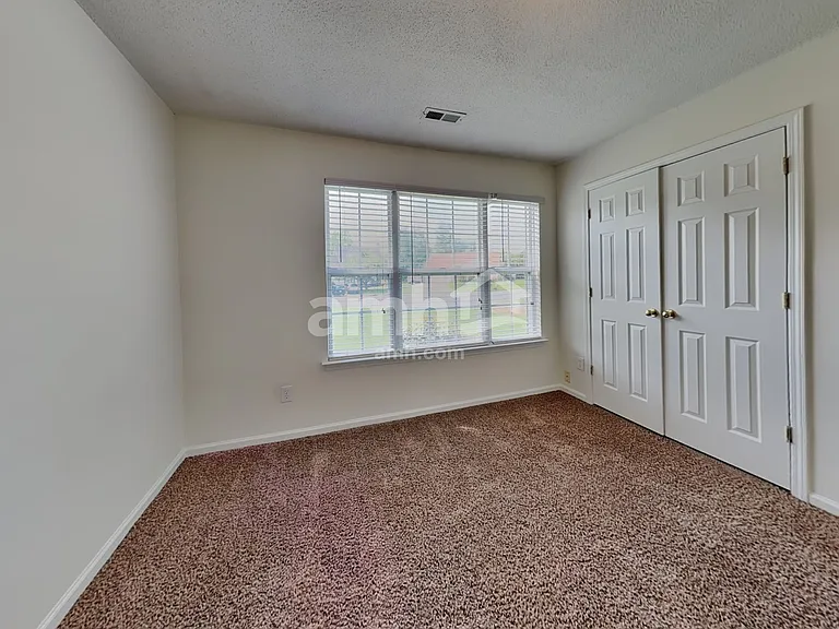 120 Birch Hill Ct — Photo 15