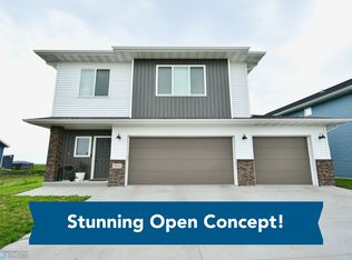 7671 Cub Creek Way, Horace, ND 58047