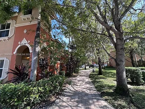 2639 SW 121st Ter #714 Photo 1