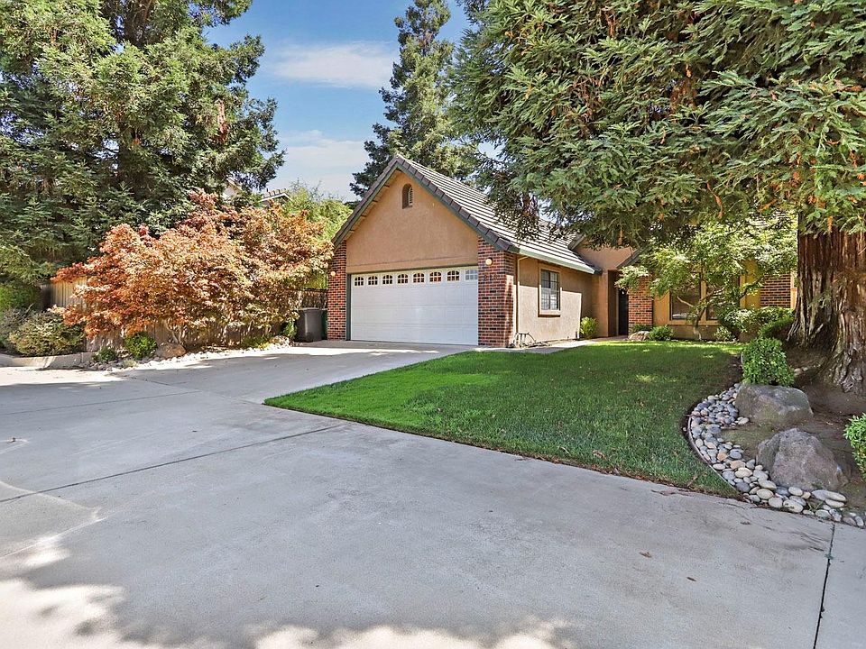 1st image of 816 Alder Pl