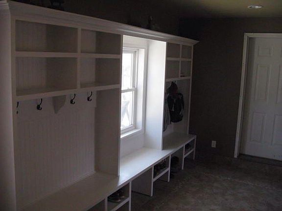 Mudroom - built-in lockers