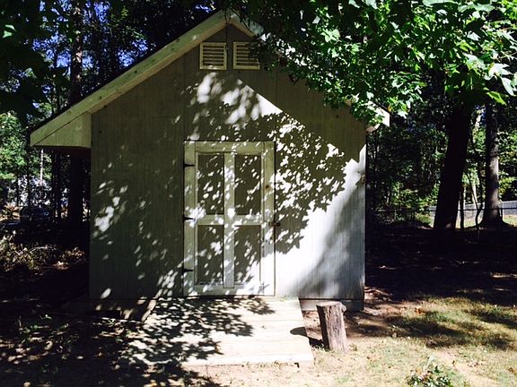 4th image of 1889 Woodglo Dr