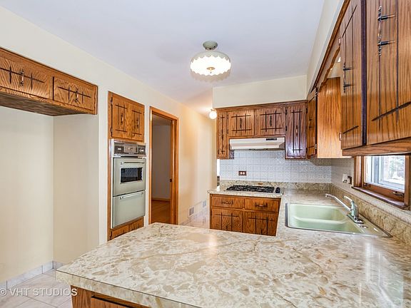 5th image of 2507 N 75th Ave
