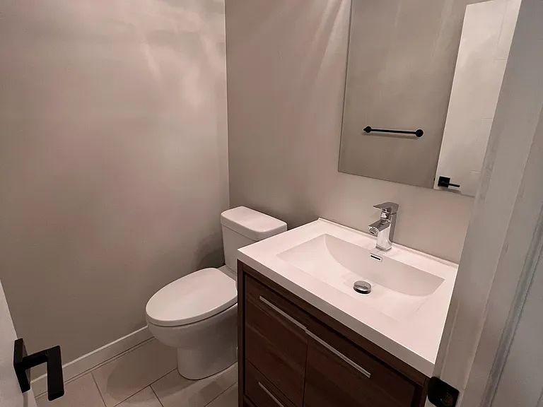 1371 Maxime St #A — Photo 8