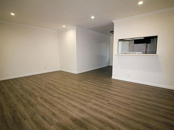 2nd image of 4675 Eagle Rock Blvd #5