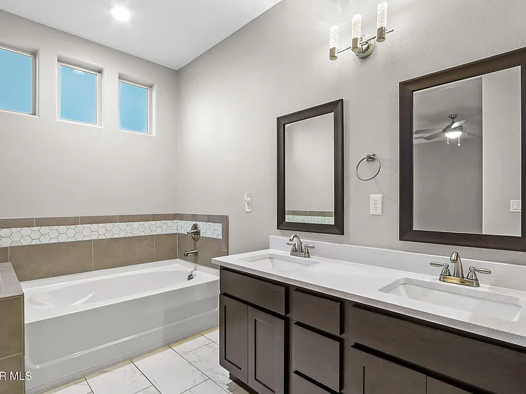 3496 David Palacio Dr — Photo 16