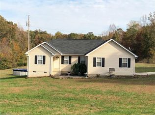 169 Gobble Creek Dr, Lexington, NC 27295